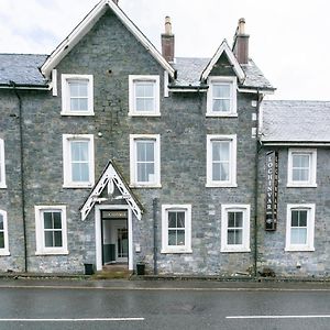 Oyo Lochinvar Hotel